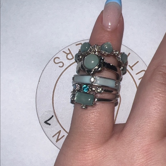 Urban Outfitters Jewelry - Urban Outfitters Elegant Silver and Green Ring Set New Size 7